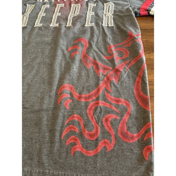 Universal Studio Wizarding World of Harry Potter Gryffindor Keeper T-Shirt Sz S - Picture 3 of 10